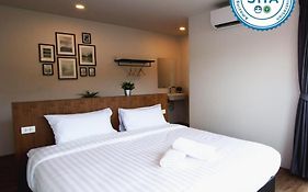 ดิ อาร์เบิร์น โฮเทล x บิสโทร - SHA Extra Plus